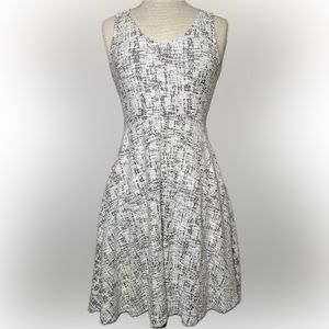 easel Dress NWOT